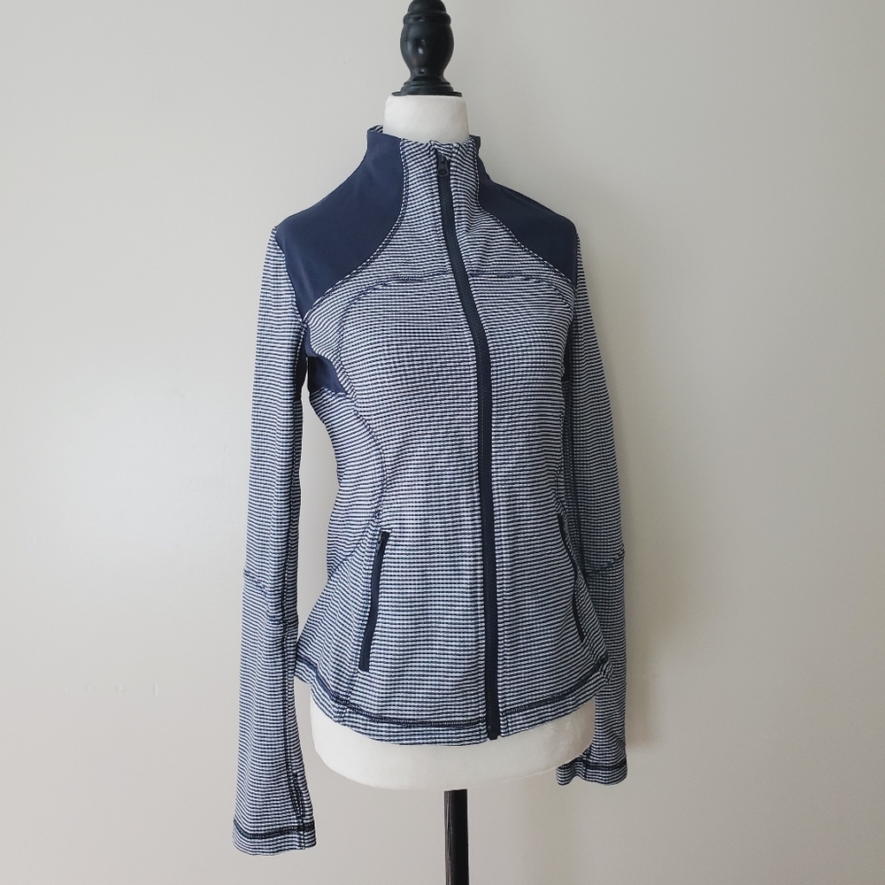 Lululemon Forme Jacket Inkwell - Picture 10 of 16